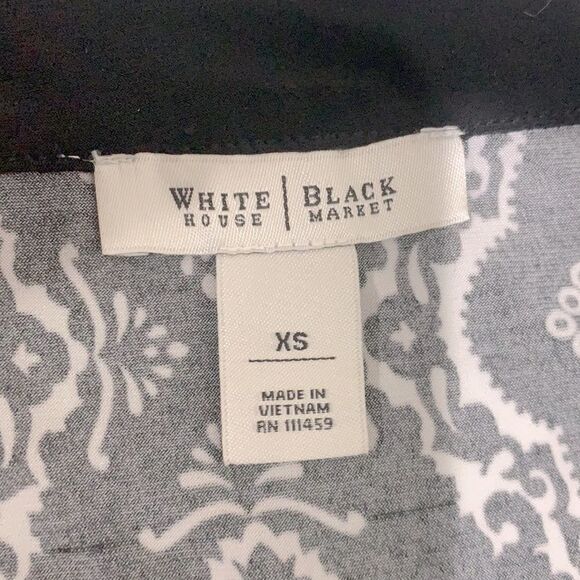 White House Black Market Black & White Geometric Print Dress — XS - Picture 5 of 6
